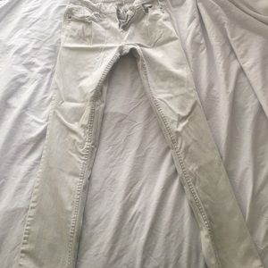 Very lightwash skinny jeans