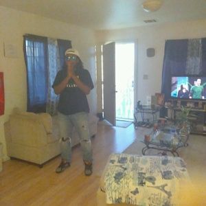 Meet your Posher, Gregory