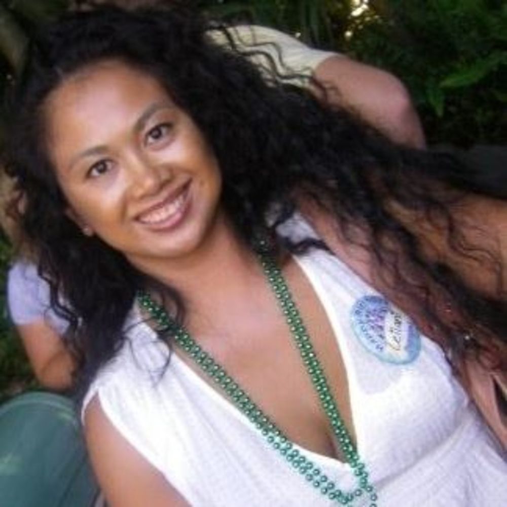 Meet your Posher, Tehani