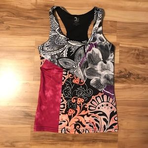 Women's KOS USA athletic workout top small EUC