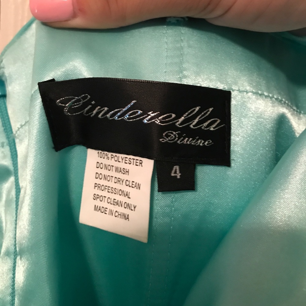 HOMECOMING DRESS!!!! - Picture 4 of 6