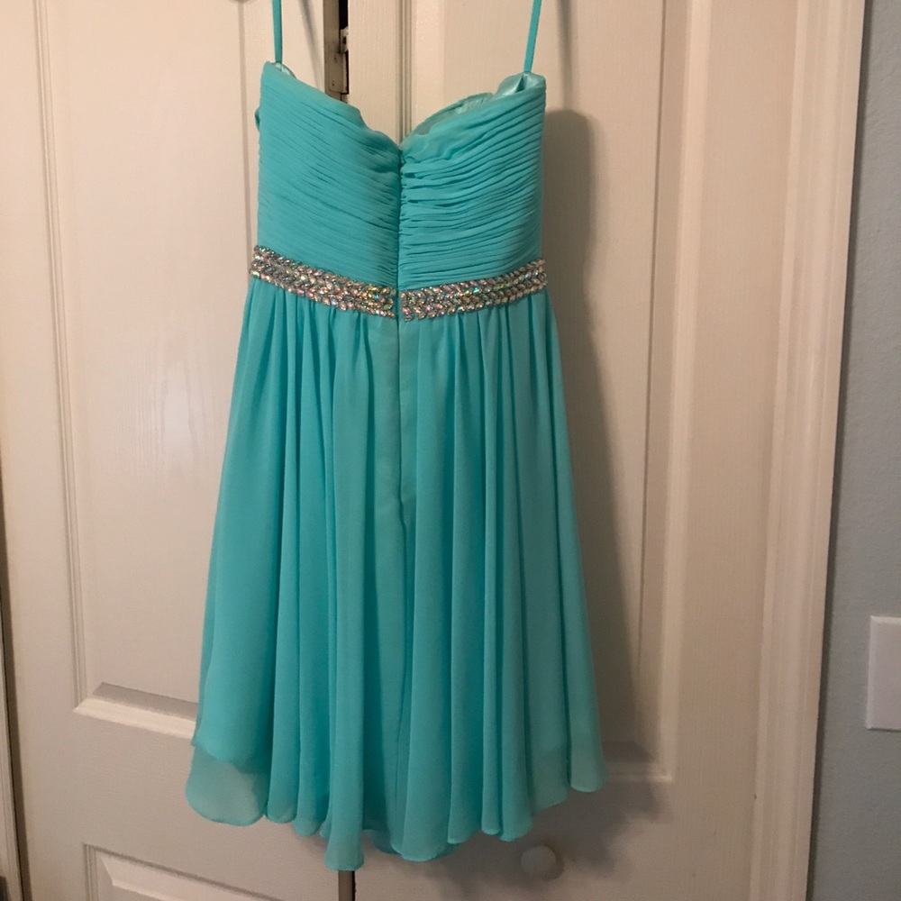 HOMECOMING DRESS!!!! - Picture 5 of 6
