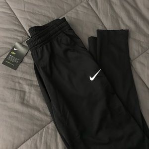 NIKE DRY dri-fit sweatpants