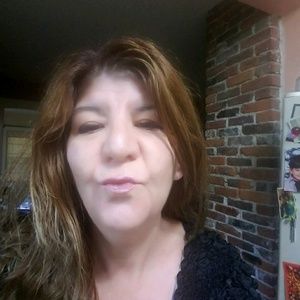 Meet your Posher, Stefani