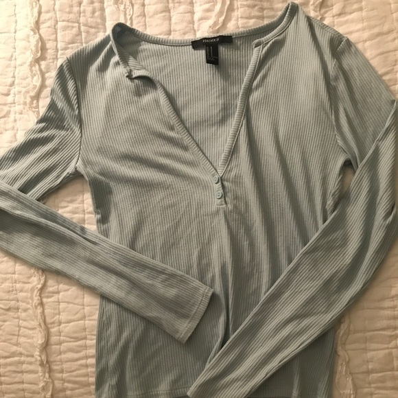 Forever 21 baby blue long sleeve top - Picture 1 of 5