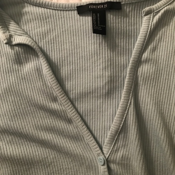 Forever 21 baby blue long sleeve top - Picture 3 of 5