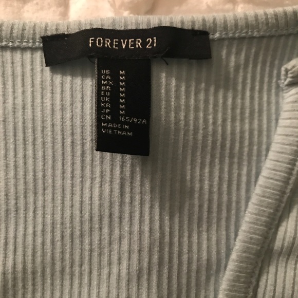 Forever 21 baby blue long sleeve top - Picture 4 of 5