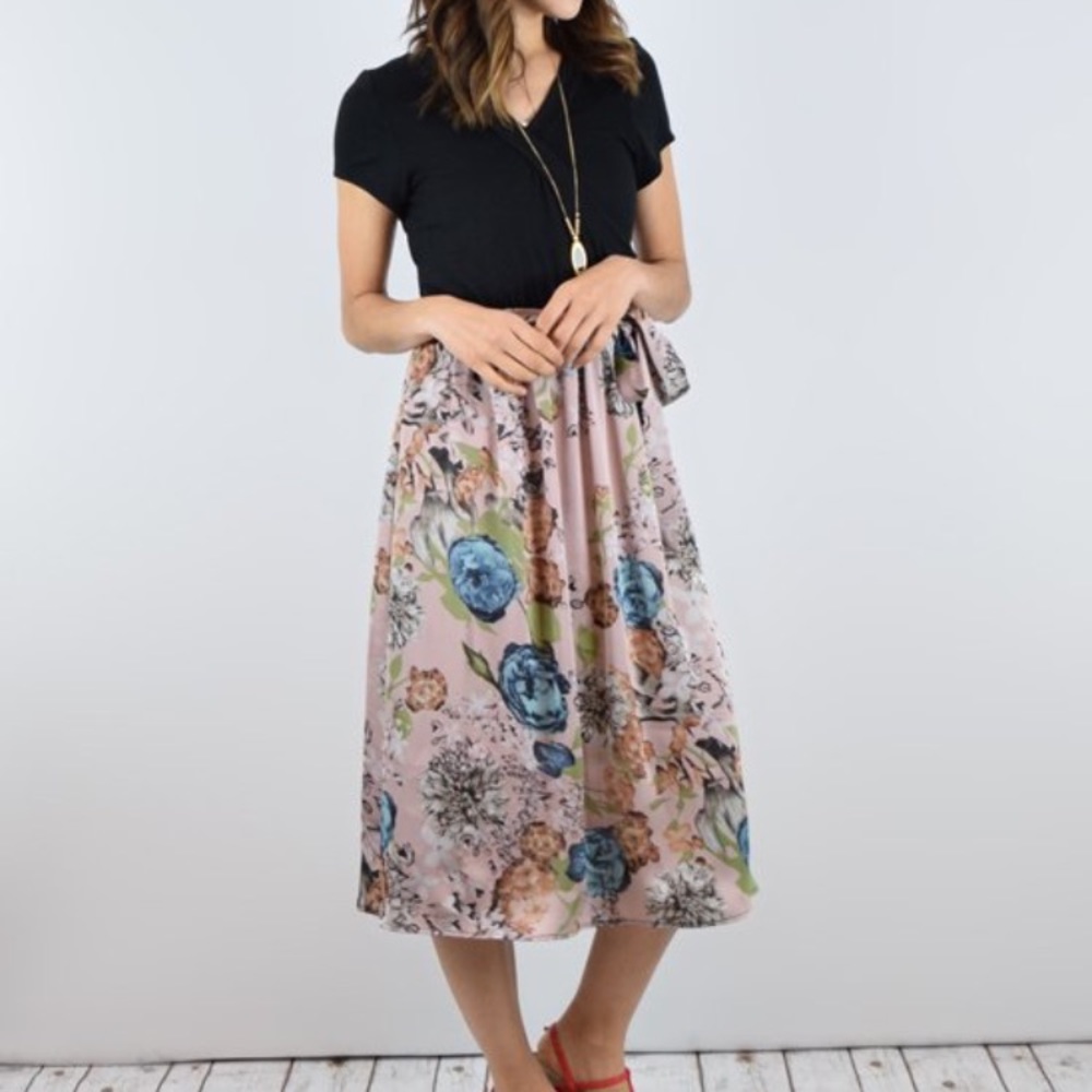 Dusty pink and black floral tie-waist midi dress