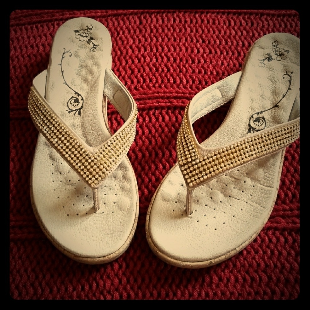 Michelle D slip-ons with slight wedge