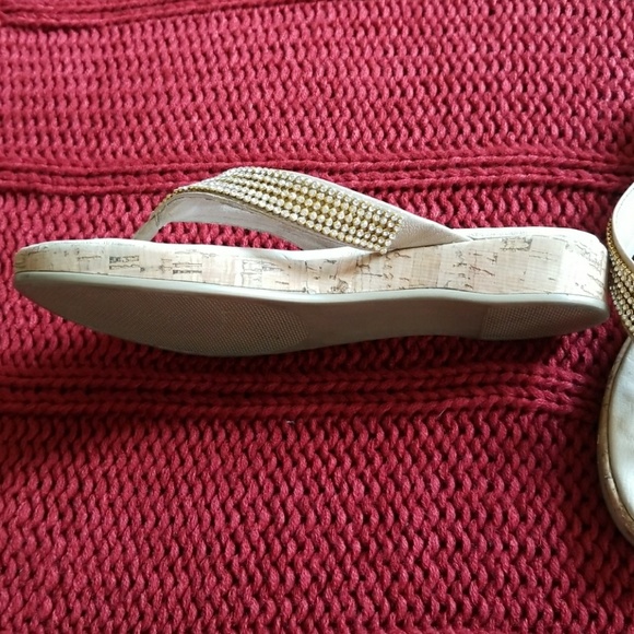 Michelle D slip-ons with slight wedge - Picture 2 of 3