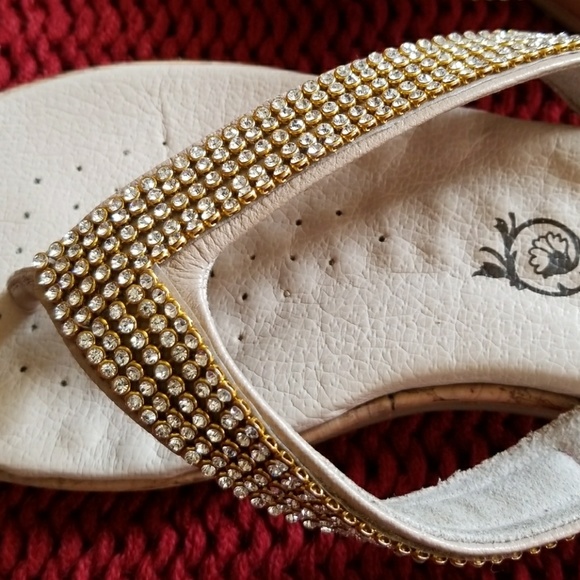 Michelle D slip-ons with slight wedge - Picture 3 of 3