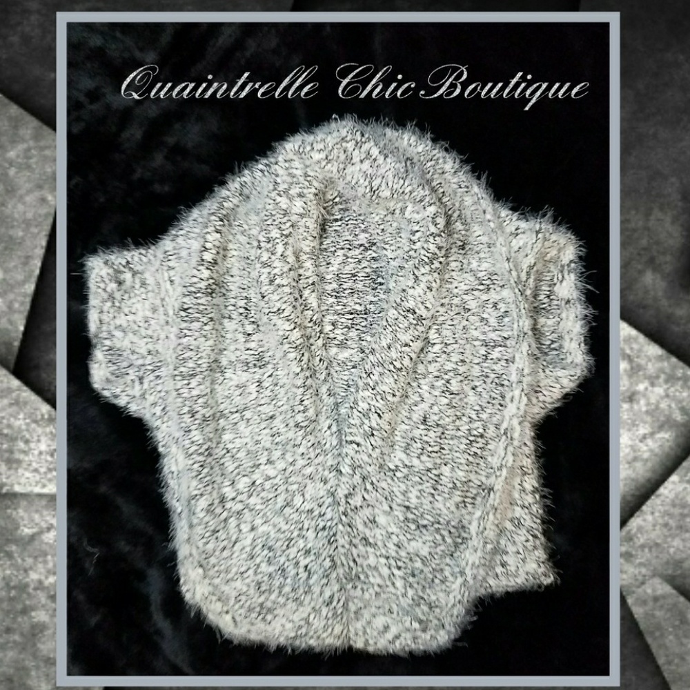 🎉HP🎉CUDDLE ME SHAWL COLLAR SWEATER VEST - Picture 2 of 6