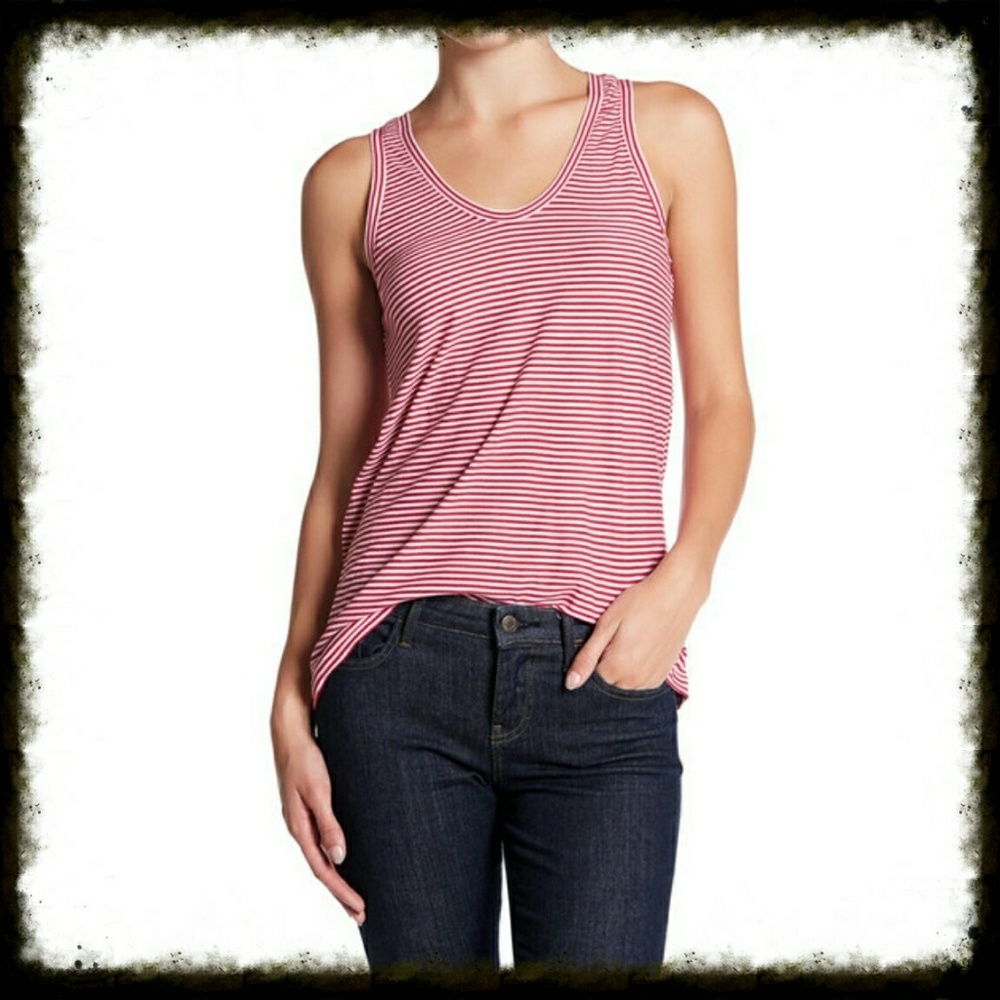 ⏳♦️LAST ONE!! NWT SUSINA Striped Shirred Back Tank