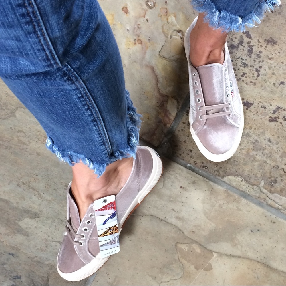 🍃💕EDITOR PICK NIB Superga Gray Velvet Sneaker - Picture 1 of 8