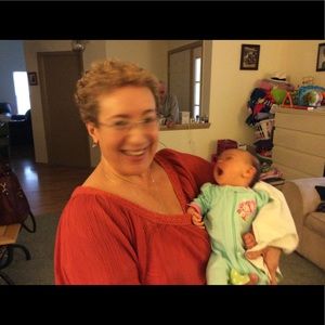 Meet your Posher, Elizabeth