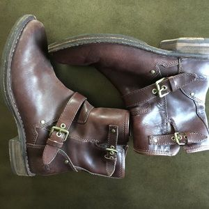 Uggs Fabrizia 1001661 Moto Harness Zipper Boots