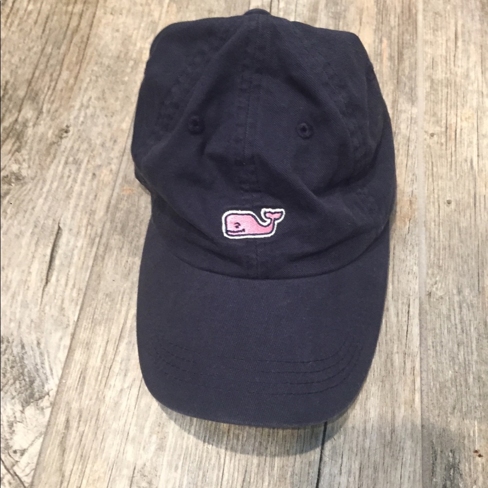 Navy blue vineyard vines hat