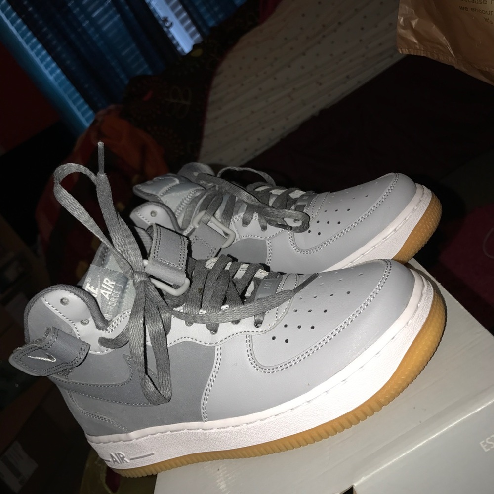 Nike air forces midtop
