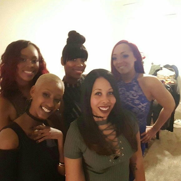 Meet your Posher, Stephanie - Picture 4 of 7