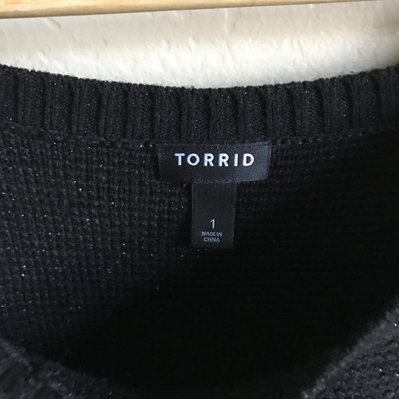 SOLD ON ANOTHER SITE TORRID SIZE 1 COLD SHOULDER - Picture 5 of 5