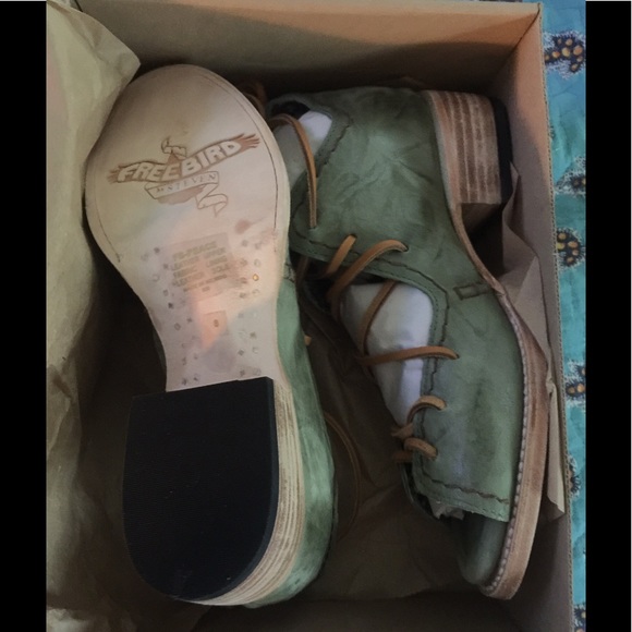 Freebird by steven peace, 8 but run as 8 1/2 - Picture 2 of 2