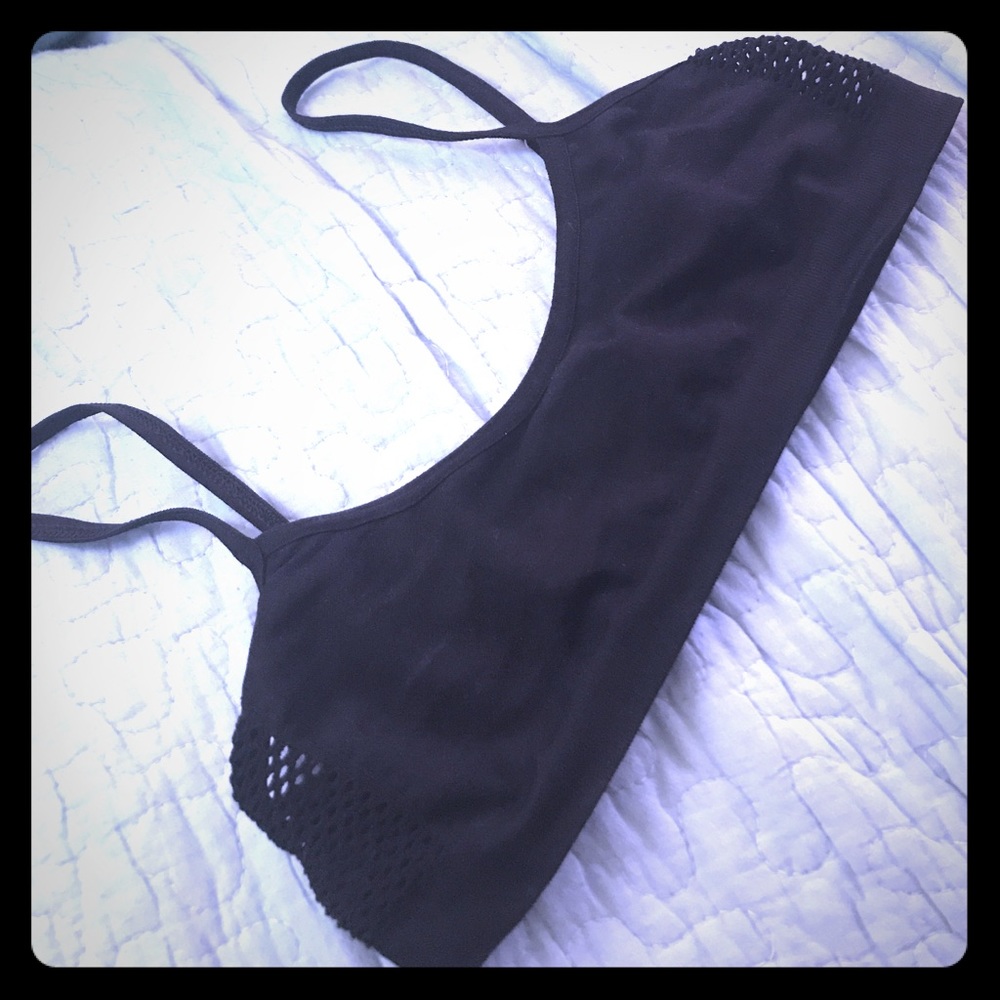 Out from Under(urban's in house brand)blk mesh bra