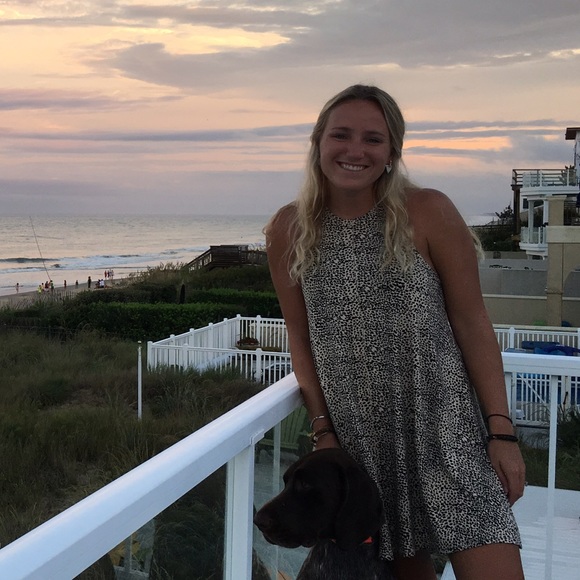 Meet your Posher, Paige - Picture 1 of 1