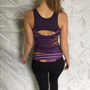 Reebok Zumba Hauts Sports Top.