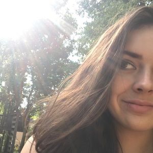 Meet your Posher, Isabella