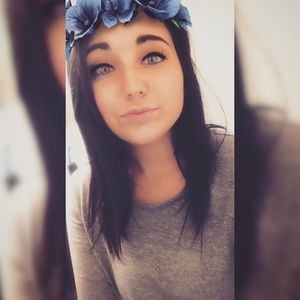 Meet your Posher, Mercedez