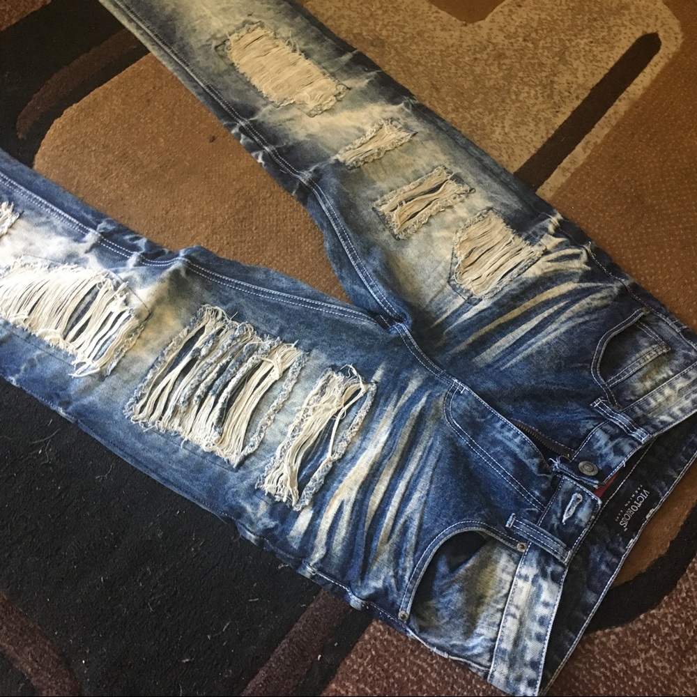 Jeans ๐ - Picture 7 of 8
