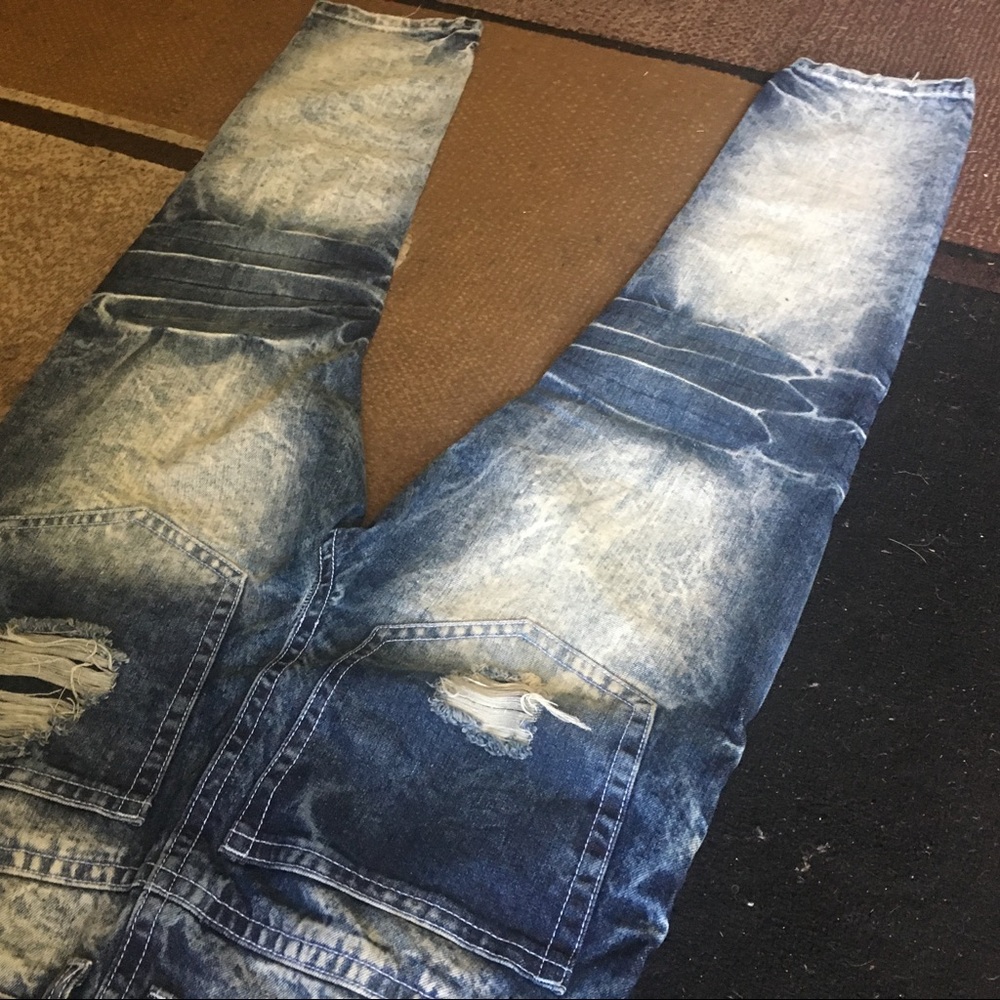 Jeans ๐ - Picture 6 of 8