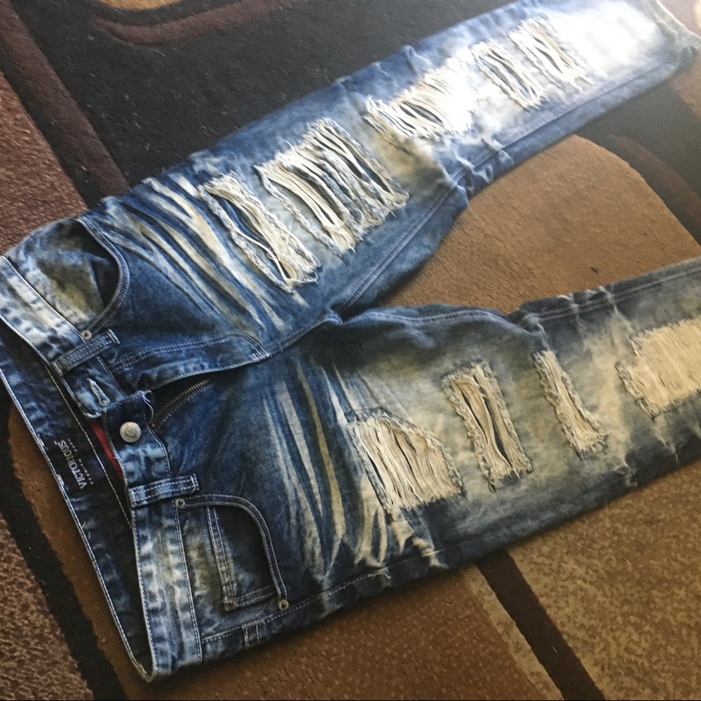 Jeans ๐ - Picture 3 of 8