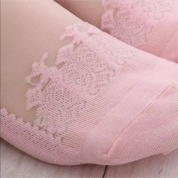 Barbie pink sugar candy ankle socks sheer - Picture 4 of 4