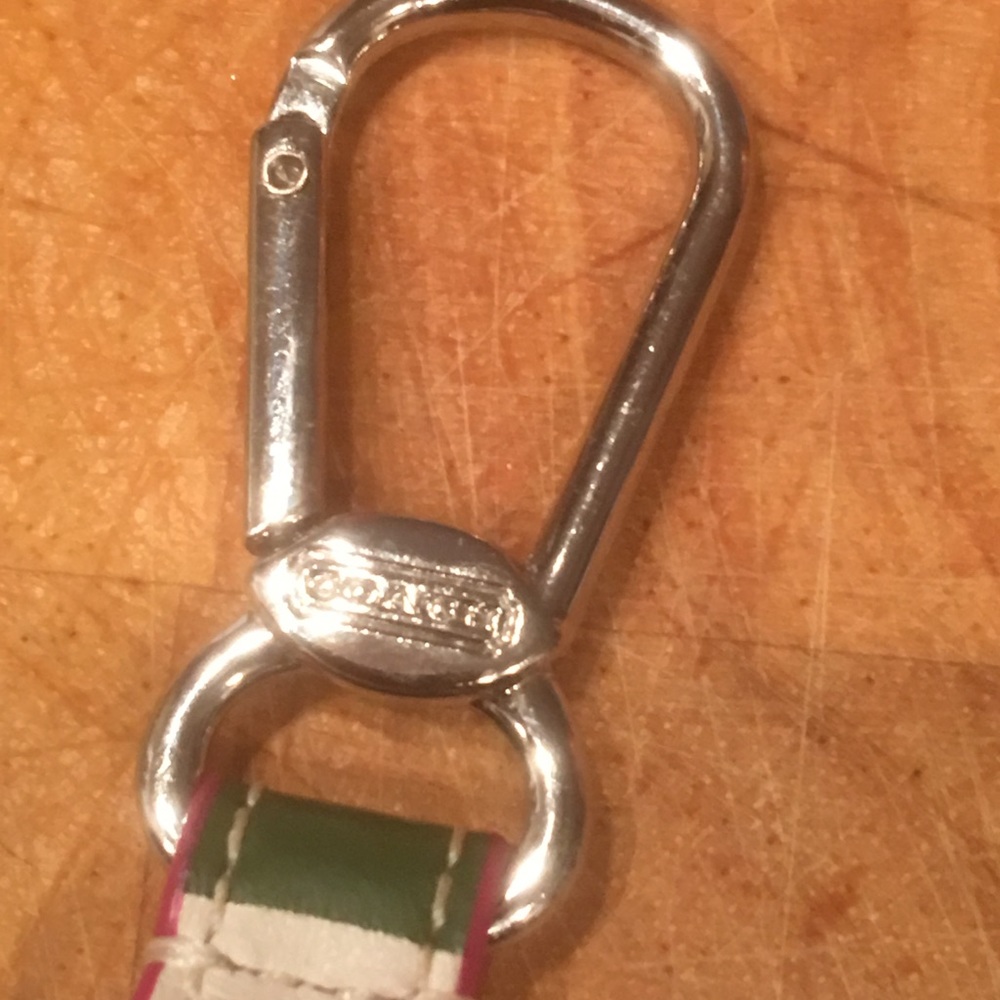 Authentic coach key chain - Picture 3 of 3