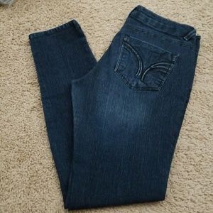 Candies skinny jeans dark wash