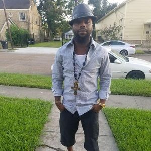 Meet your Posher, Robert