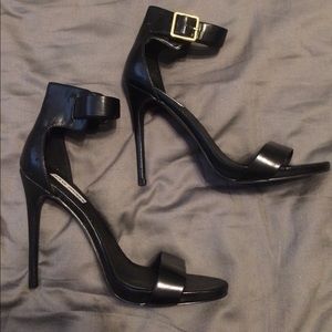 Steve Madden Marlene heels sz 11 defects