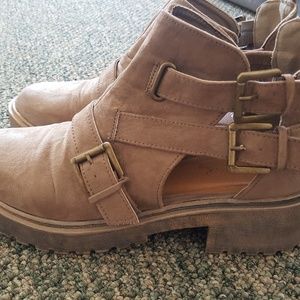 The Qupid Shoes Sochi Ankle Boots