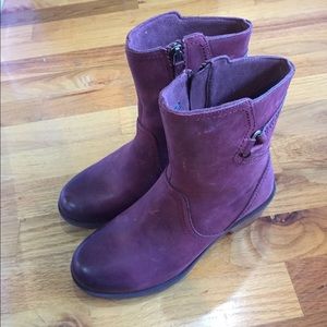 Burgundy Teva Boots