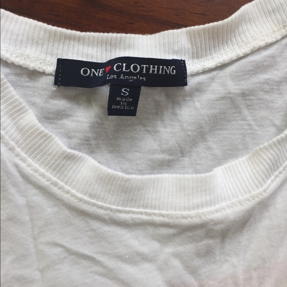 Crop top - Picture 2 of 2
