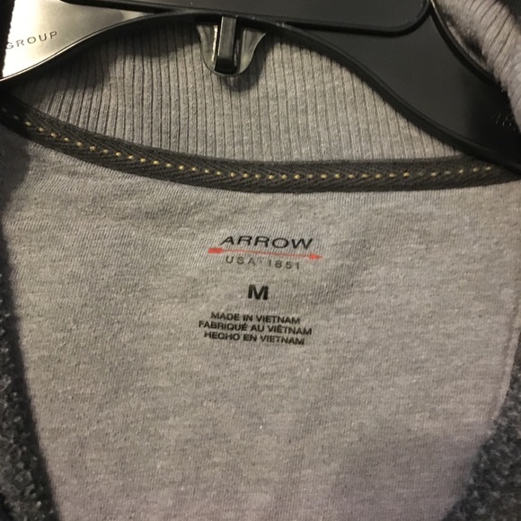 Arrow jacket size medium - Picture 2 of 2