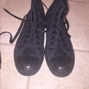 High top black Converse