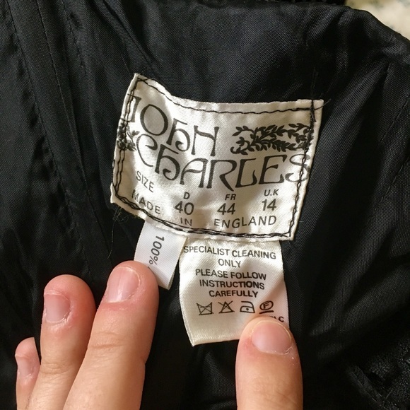 Oscar's party 80's gown, black rhinestones, fitted - Picture 4 of 8