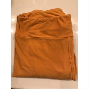 LuLaRoe OS Mustard leggings
