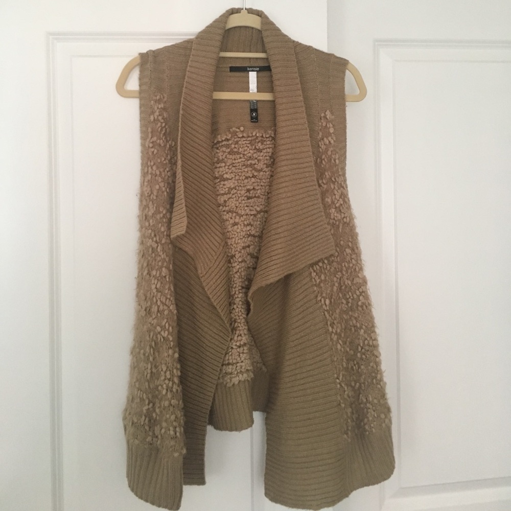 Chunky fuzzy sweater vest