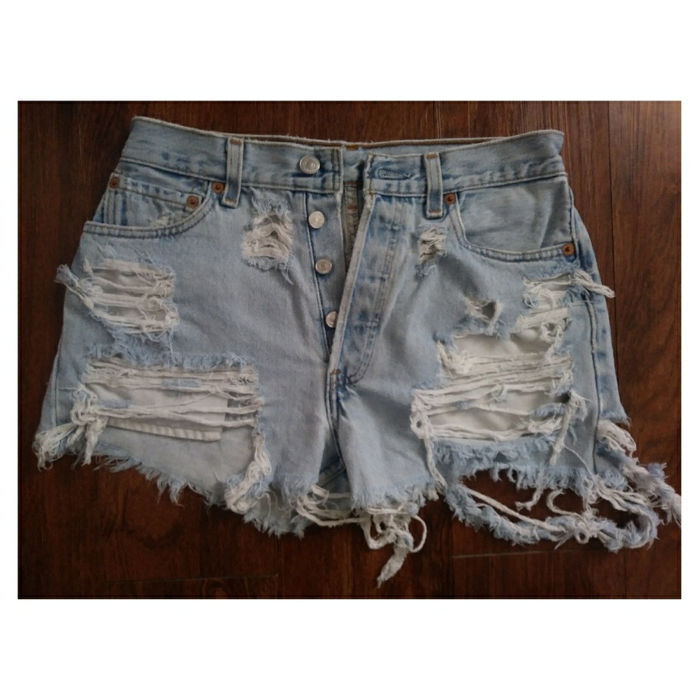 Custom Distressed High Waist Levis Shorts