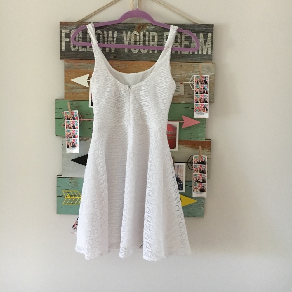 Dress - Picture 2 of 2