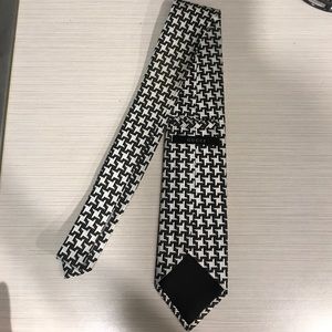 Houndstooth Gucci Tie