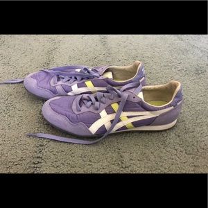 ASICS casual shoe